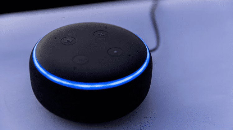 Amazon lança atualização da Alexa com inteligência artificial generativa
