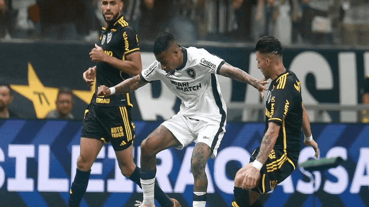 Botafogo dispara contra arbitragem após gol anulado: ‘Para deixar o campeonato animado’